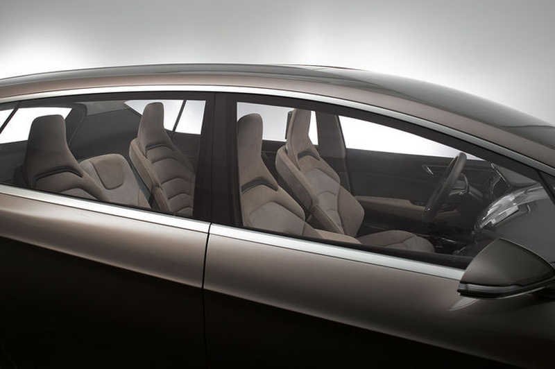 Ford S-MAX Concept: Σπορτίφ πολυμορφικό με 7 θέσεις και 1.500 κυβικά | iefimerida.gr 3