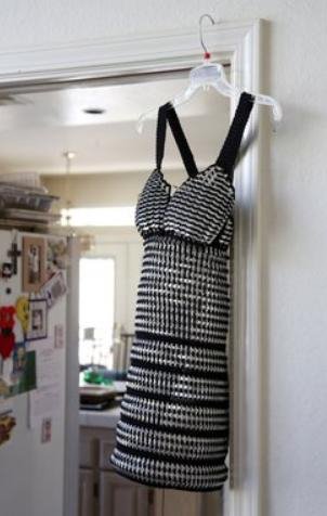 Τα πιο τρελά φορέματα -Φτιαγμένα από σοκολάτα, μπύρα ή λαχανικά [εικόνες] | iefimerida.gr 4