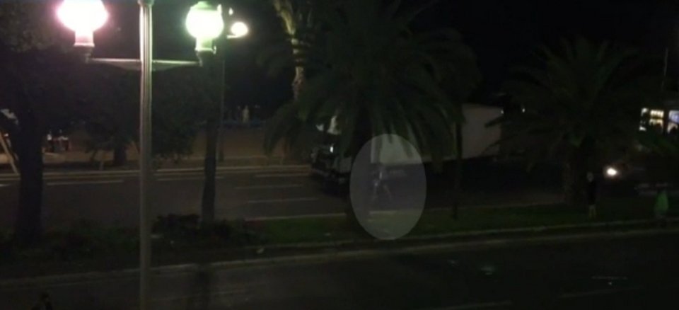 Αυτός είναι ο ήρωας που σταμάτησε το φορτηγό του μακελάρη της Νίκαιας [εικόνες] | iefimerida.gr 1