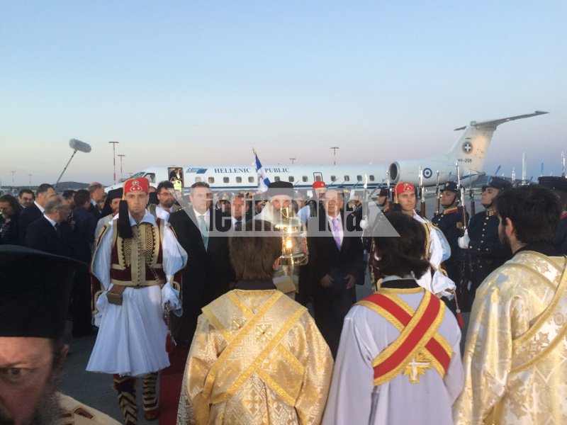 Στην Αθήνα το Αγιο Φως από τα Ιεροσόλυμα  [αποκλειστικές εικόνες] | iefimerida.gr 3