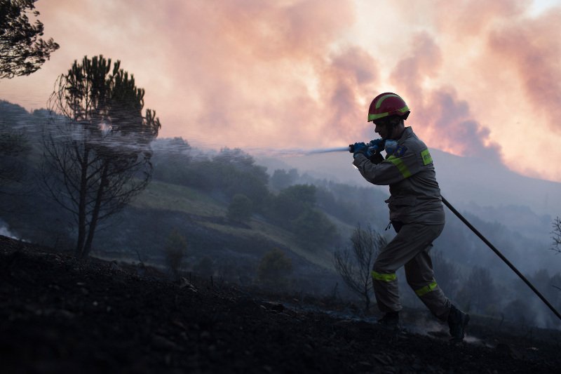 Χωρίς ενεργό μέτωπο η φωτιά στην αν.Αττική -Ολες οι εξελίξεις | iefimerida.gr 7