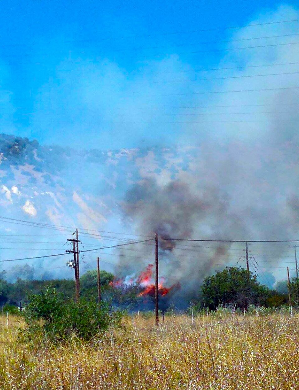 Υπό έλεγχο η μεγάλη φωτιά στην Καβάλα -Απείλησε κατοικημένη περιοχή [εικόνες] | iefimerida.gr 0