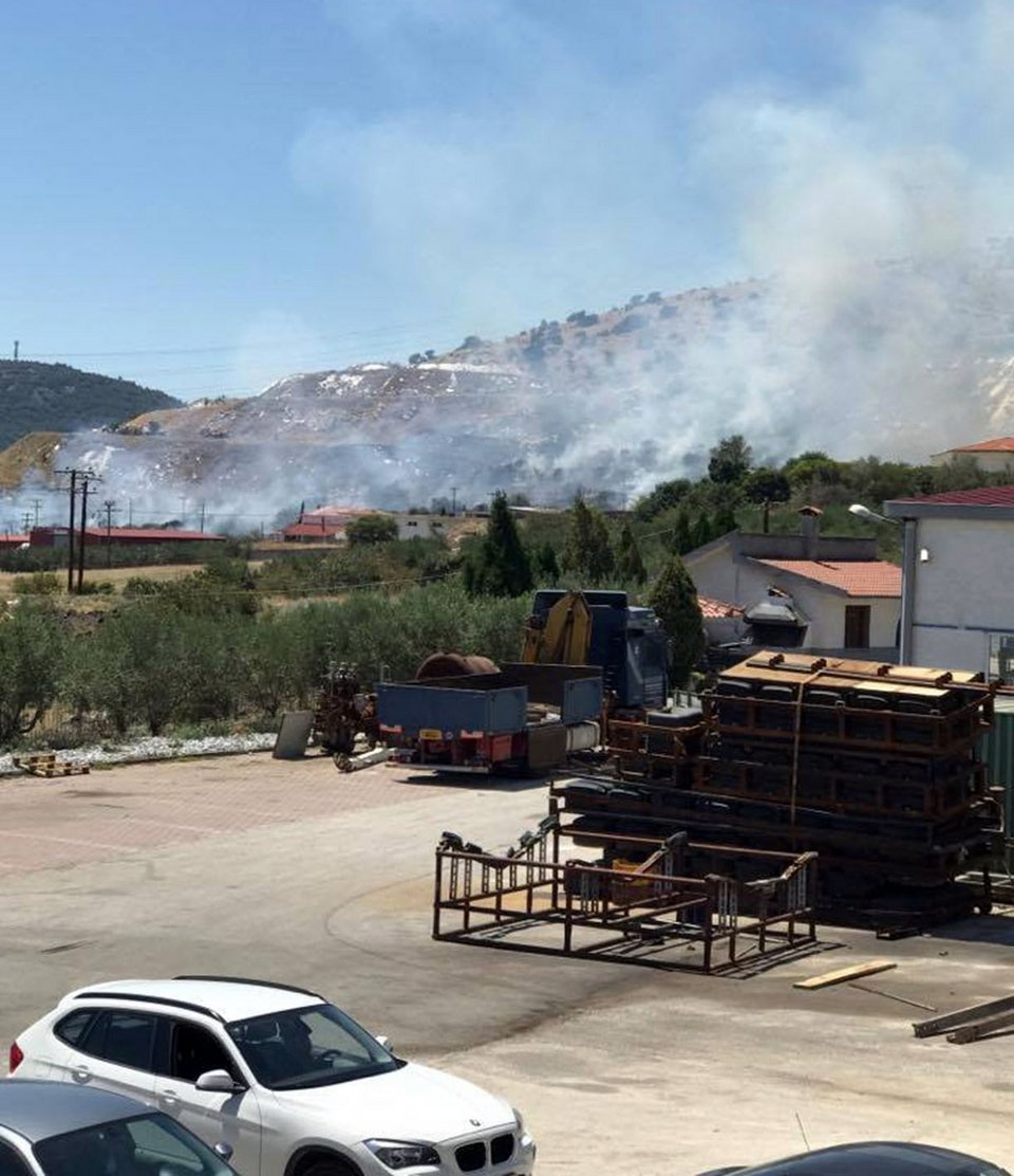 Υπό έλεγχο η μεγάλη φωτιά στην Καβάλα -Απείλησε κατοικημένη περιοχή [εικόνες] | iefimerida.gr 3