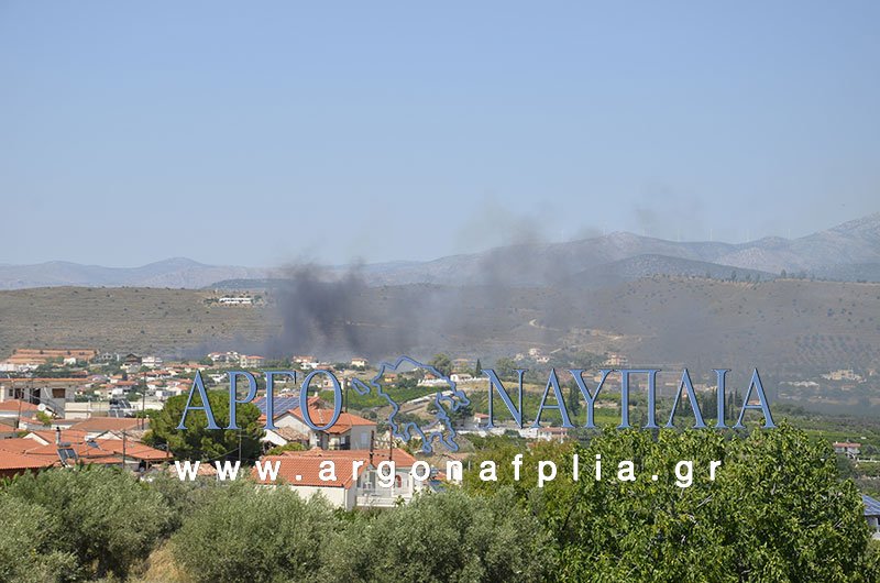 Δύο πυρκαγιές στο Ναύπλιο – Απειλούνται και κατοικίες [εικόνες] | iefimerida.gr 5