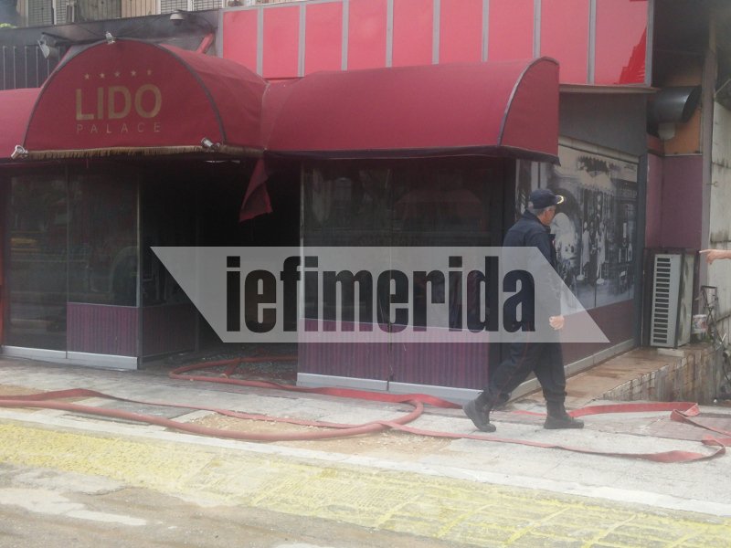 Γέμισε καπνούς η Συγγρού -Φωτιά σε νυχτερινό κέντρο [εικόνες] | iefimerida.gr 2