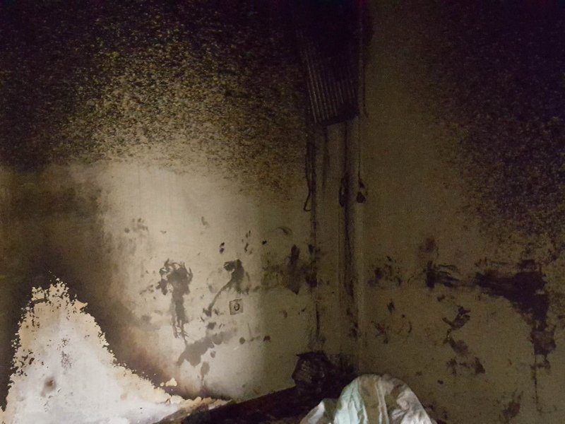 Οι πρώτες εικόνες από το «καμένο» διαμέρισμα όπου βρέθηκε μόνο του το βρέφος -Νοσηλεύεται στο «Αγία Σοφία» [βίντεο] | iefimerida.gr 3