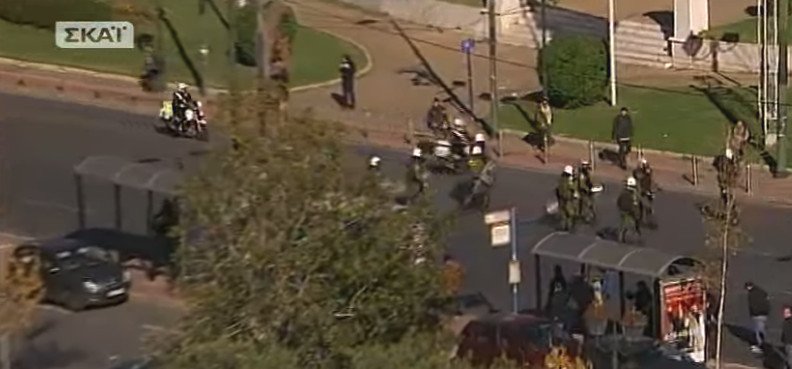 Κουκουλοφόροι διέλυσαν τα πάντα το πρωί της Τετάρτης στο κέντρο της Αθήνας [εικόνες & βίντεο] | iefimerida.gr 26