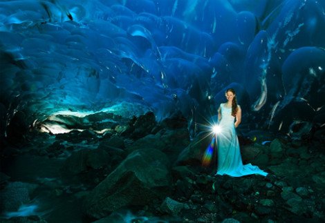 Η πιο καθηλωτική φωτογράφιση γάμου που έχει γίνει ποτέ -Οι νεόνυμφοι για να τις βγάλουν περπάτησαν τρεις ώρες μέσα στο κρύο [εικόνες] | iefimerida.gr 2