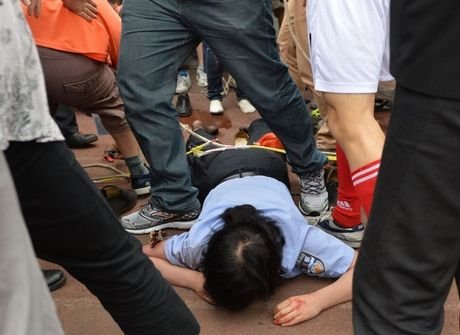 Φρενίτιδα για Μπέκαμ – Ανθρωποι ποδοπατήθηκαν στην Κίνα για να βρεθούν κοντά του [εικόνες & βιντεο] | iefimerida.gr 4