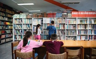 Πλάνο από τη Δανειστική Βιβλιοθήκη του Κέντρου, που διαθέτει συνολικά 22.300 τίτλους βιβλίων.