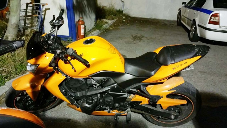 Τι λέει η αστυνομία για τα επεισόδια με τις κόντρες στη Βάρκιζα –Διαπιστώθηκαν 197 παραβάσεις! | iefimerida.gr 0
