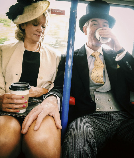 Αγγιγμα αγάπης -Η σπαρακτική, τελευταία φωτογραφία νεαρής με την οικογένειά της λίγο πριν πεθάνει [εικόνες] | iefimerida.gr 8