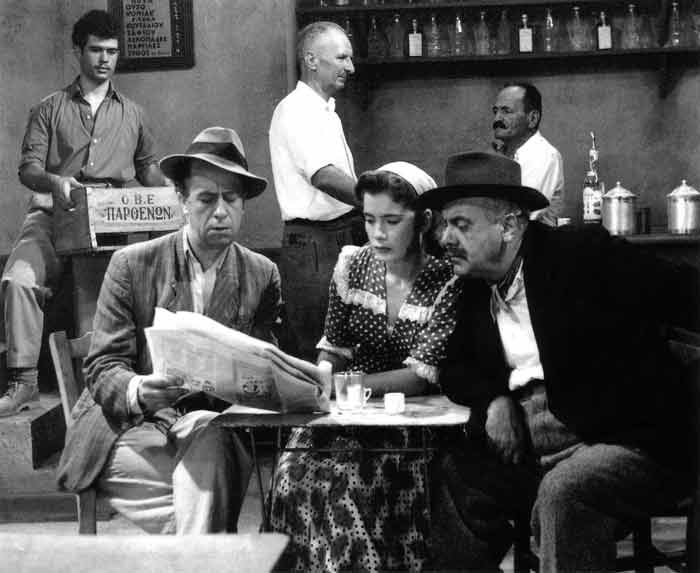 Μίμης Φωτόπουλος, ο μεγάλος κωμικός που έχει καταγραφεί ως «ο σοφός μάγκας του ελληνικού σινεμά» [εικόνες] | iefimerida.gr 2