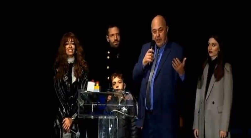 Η Ελένη Φουρέιρα, ο Κωνσταντίνος Αργυρός και ο Αχιλλέας Μπέος