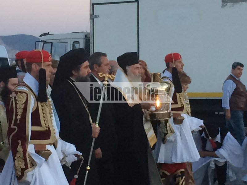 Στην Αθήνα το Αγιο Φως από τα Ιεροσόλυμα  [αποκλειστικές εικόνες] | iefimerida.gr 5