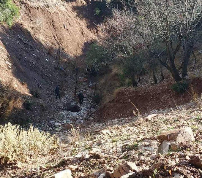 Κυνηγός έπεσε με το αυτοκίνητό του σε χαράδρα βάθους 80 μέτρων [εικόνες] | iefimerida.gr 2