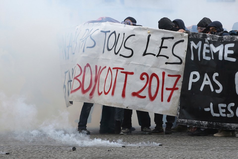 Πώς γιόρτασαν την εργατική Πρωτομαγιά σε όλο τον κόσμο [εικόνες] | iefimerida.gr 2