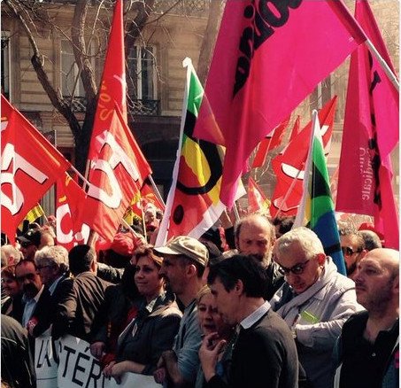 Διαδηλώσεις στην Γαλλία κατά της λιτότητας [εικόνες] | iefimerida.gr 1