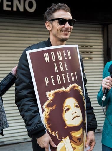 Σείστηκε η Αμερική από τις διαδηλώσεις κατά του Τραμπ -Πάνω από 2 εκατ. στους δρόμους [εικόνες & βίντεο] | iefimerida.gr 25