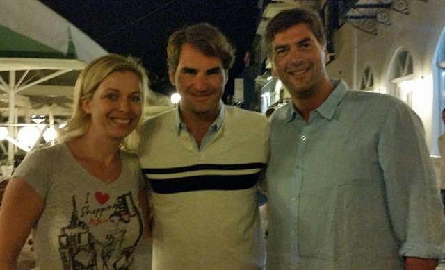 Ο Ρότζερ Φέντερερ στο Ναύπλιο -Εβγαλε φωτογραφία με θαυμαστή του [εικόνες] | iefimerida.gr 0