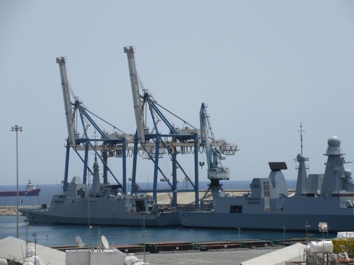 Το γεωτρύπανο για την ΑΟΖ έφτασε στην Κύπρο -Γαλλικές φρεγάτες στη Λάρνακα | iefimerida.gr 0