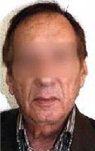 Δήλωνε πρίγκιπας μοντέλο και έπεισε γυναίκες να παίξουν «50 αποχρώσεις του γκρι» -Ηταν χοντρός, φαλακρός 68χρονος | iefimerida.gr 0