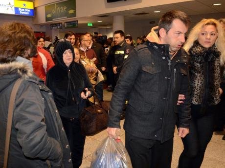 Συγκλονίζουν οι οικογένειες που ξανάσμιξαν μετά την τραγωδία του Norman Atlantic | iefimerida.gr 11