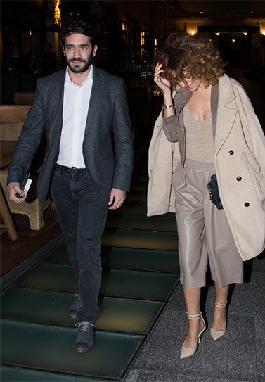 Φουρέιρα-Λυκούδης: Ρομαντικό δείπνο για δύο [εικόνες]  | iefimerida.gr 2