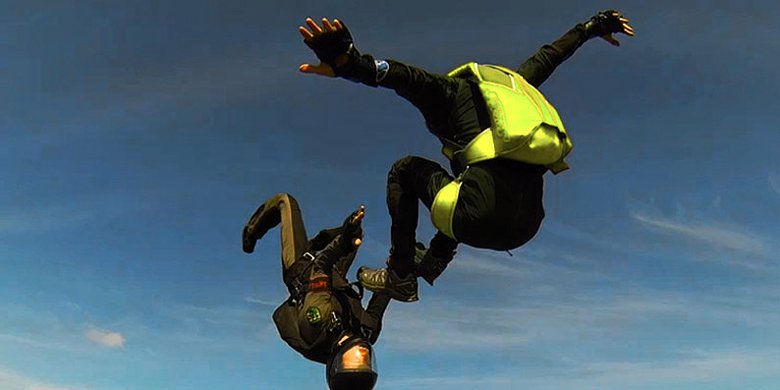 Ξύλο στα 15.000 πόδια: Το πιο επικίνδυνο σπορ στον κόσμο [εικόνες&βίντεο] | iefimerida.gr 3