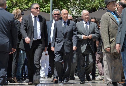 Πολιτικοί, επιχειρηματίες, επώνυμοι -Ποιοι παραβρέθηκαν στο τελευταίο αντίο στον Κ. Μητσοτάκη [εικόνες] | iefimerida.gr 41