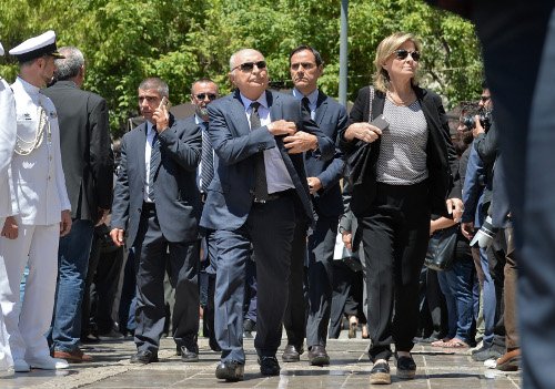 Πολιτικοί, επιχειρηματίες, επώνυμοι -Ποιοι παραβρέθηκαν στο τελευταίο αντίο στον Κ. Μητσοτάκη [εικόνες] | iefimerida.gr 43