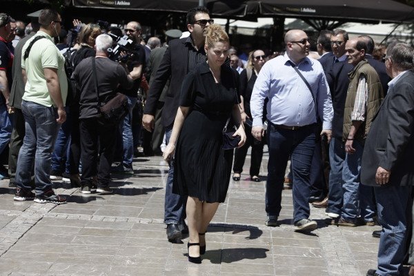 Πολιτικοί, επιχειρηματίες, επώνυμοι -Ποιοι παραβρέθηκαν στο τελευταίο αντίο στον Κ. Μητσοτάκη [εικόνες] | iefimerida.gr 52