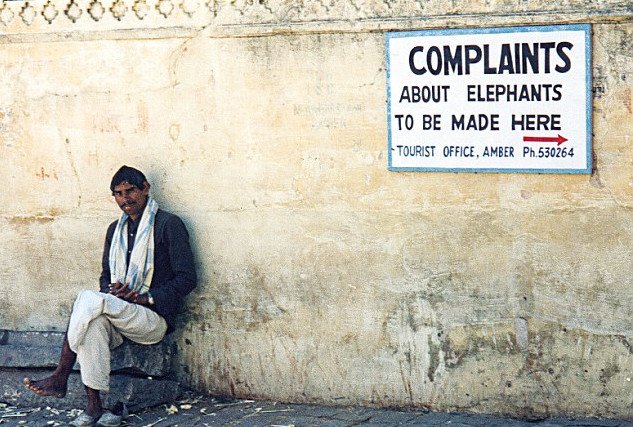 Ξεκαρδιστικές πινακίδες από όλο τον κόσμο -Πραγματικά «μνημεία» του χιούμορ [εικόνες] | iefimerida.gr 7
