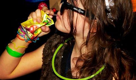 Στο πιο καυτό club στη Νέα Υόρκη οι θαμώνες είναι ανήλικοι και ο Dj μόλις 9 ετών -Η νέα μόδα στη διασκέδαση [εικόνες&βίντεο] | iefimerida.gr 0