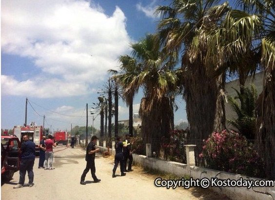 Φωτιά σε ξενοδοχείο όπου μένουν μετανάστες στην Κω [εικόνες & βίντεο] | iefimerida.gr 4