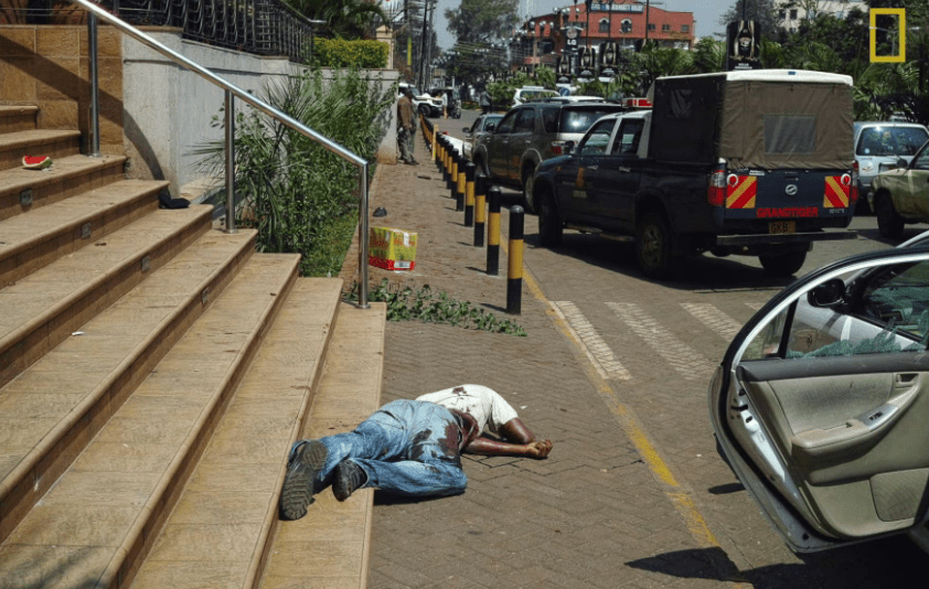 Ο φωτογράφος του πολέμου: Ο ατρόμητος Τάιλερ Χικς μοιράζεται τις αναμνήσεις του [εικόνες] | iefimerida.gr 14