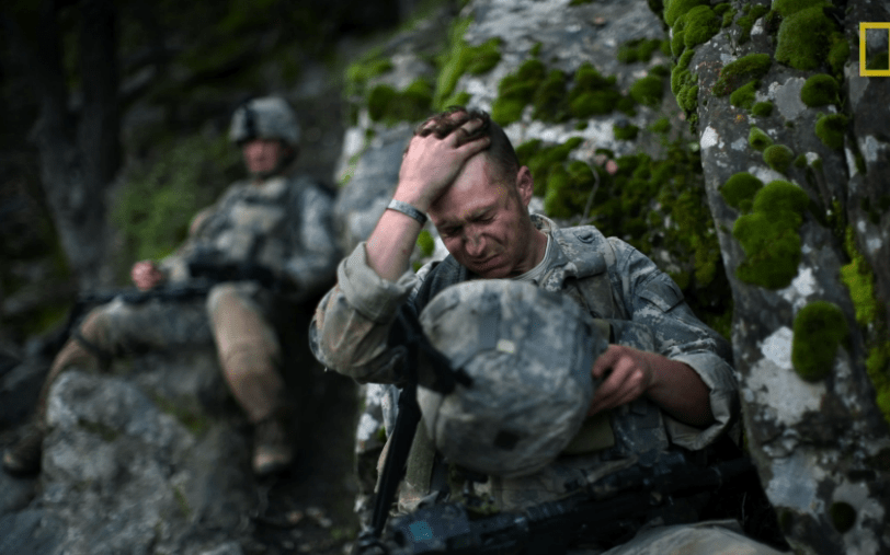 Ο φωτογράφος του πολέμου: Ο ατρόμητος Τάιλερ Χικς μοιράζεται τις αναμνήσεις του [εικόνες] | iefimerida.gr 8