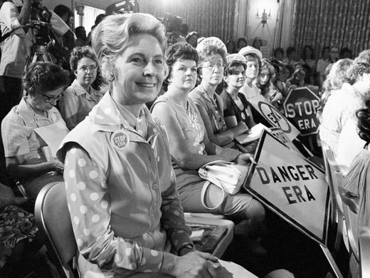 Πέθανε η Αμερικανίδα Φίλις Σλάφλι, μαχητική πολέμιος των αμβλώσεων [εικόνες] | iefimerida.gr 2