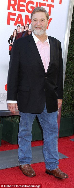 Τζον Γκούντμαν: O γλυκός «παχουλός» του Χόλιγουντ, έμεινε μισός [εικόνες]  | iefimerida.gr 1