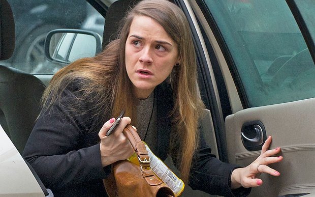 Οχτώ χρόνια φυλακή στη γυναίκα που παρίστανε τον άνδρα – Εκανε σεξ με τη φίλη της και της έκλεινε τα μάτια [εικόνες]  | iefimerida.gr 2