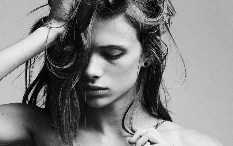 Ο 22χρονος άνδρας που βγάζει χρήματα ποζάροντας ως γυναίκα-μοντέλο [εικόνες] | iefimerida.gr 6