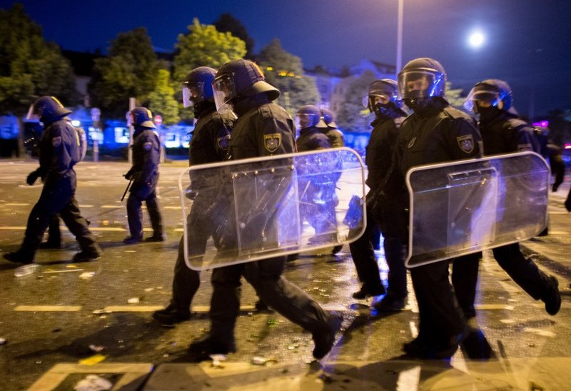 H Σύνοδος των G20 τελείωσε, τα επεισόδια συνεχίστηκαν -Φωτιές στους δρόμους του Αμβούργου [εικόνες] | iefimerida.gr 0