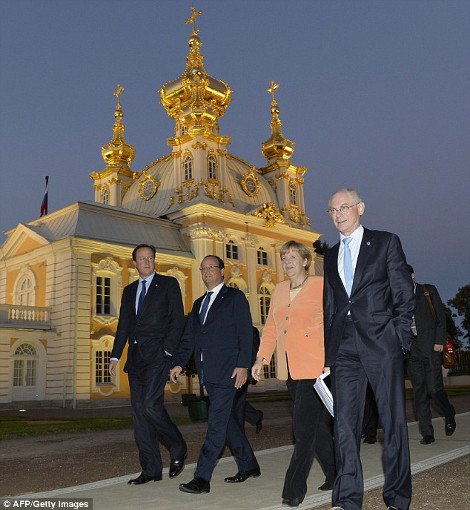 Φαντασμαγορικές φωτογραφίες από τις Ρώσικες «Βερσαλίες» στους G20 -Πούτιν, Ομπάμα,Μέρκελ στο ίδιο τραπέζι [εικόνες] | iefimerida.gr 7