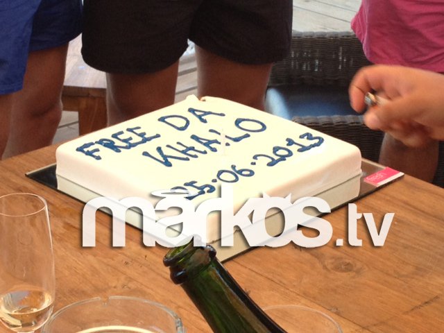 Το πάρτι της αποφυλάκισης του Λάκη Γαβαλά-Η τούρτα και οι εκπλήξεις [εικόνες & Βίντεο] | iefimerida.gr 1