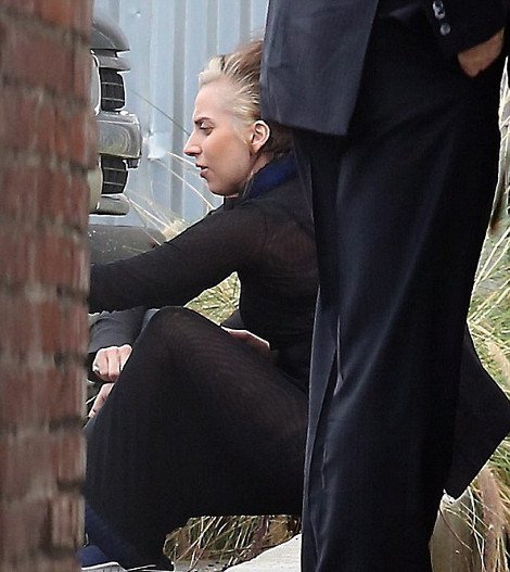 Η φυσική... ασχήμια της Lady Gaga -Αχτένιστη και χωρίς το βαρύ της μακιγιάζ έχει το μαύρο της το χάλι [εικόνες] | iefimerida.gr 0