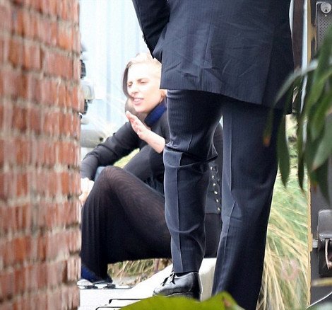 Η φυσική... ασχήμια της Lady Gaga -Αχτένιστη και χωρίς το βαρύ της μακιγιάζ έχει το μαύρο της το χάλι [εικόνες] | iefimerida.gr 1