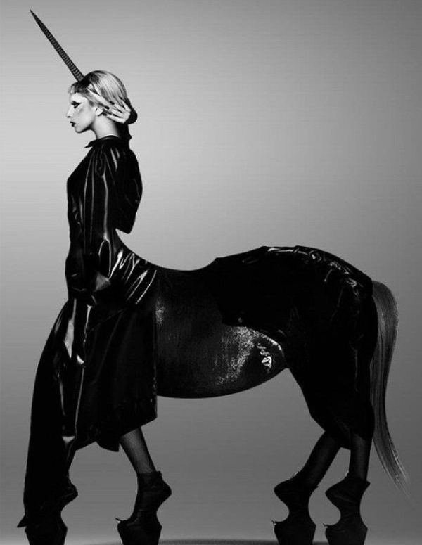 Η πιο ακραία – μέχρι σήμερα – μεταμόρφωση της Lady Gaga [εικόνες] | iefimerida.gr 1