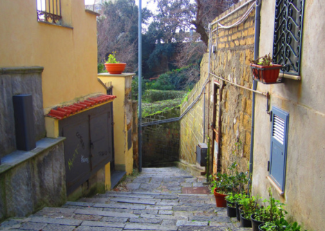 Το πιο αλλόκοτο νησί της Μεσογείου: Ενας μοναδικής ομορφιάς παράδεισος που τον συνοδεύει μια κατάρα -Οι ατυχίες που έχουν βρει τους διάσημους ιδιοκτήτες του [εικόνες] | iefimerida.gr 7