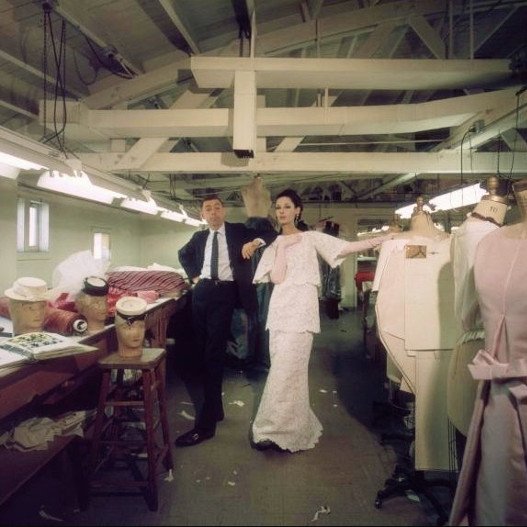  Πέθανε ο σχεδιαστής της Νάνσι Ρίγκαν -Ο Ελληνοαμερικανός Τζέιμς Γκαλάνος [εικόνες]  | iefimerida.gr 0