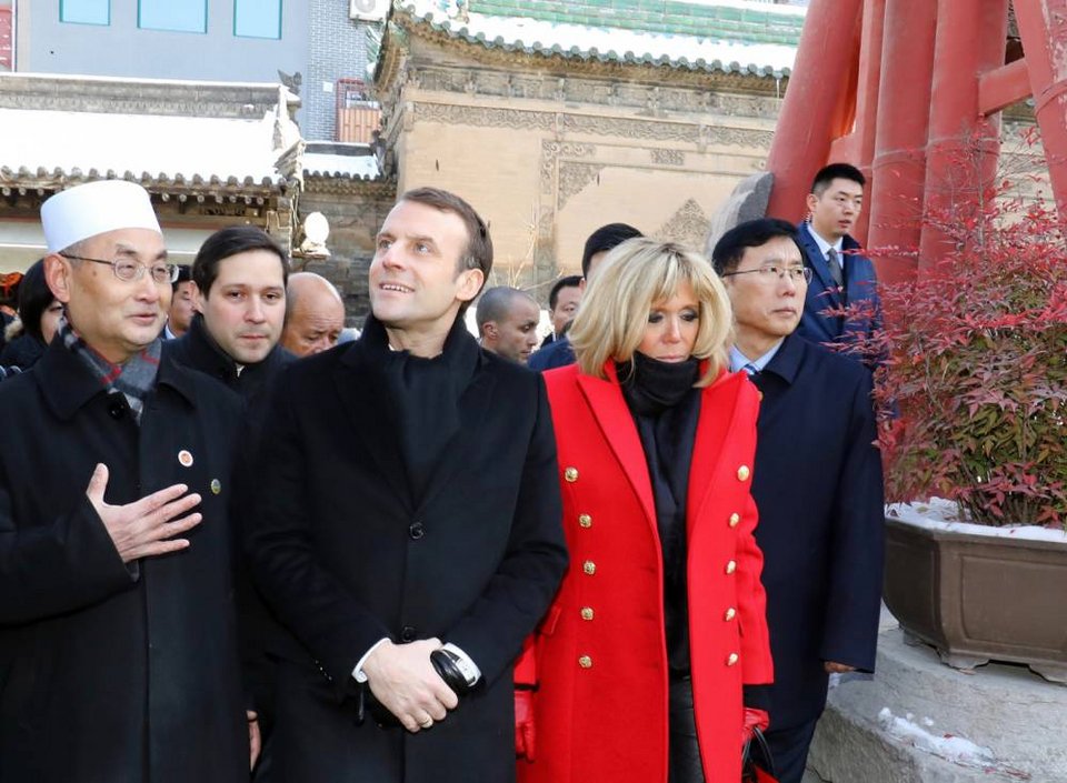 Απίστευτος Μακρόν: Φοράει πια ένα φτηνό, γαλλικό ρολόι, αξίας 399 ευρώ [εικόνες] | iefimerida.gr 3